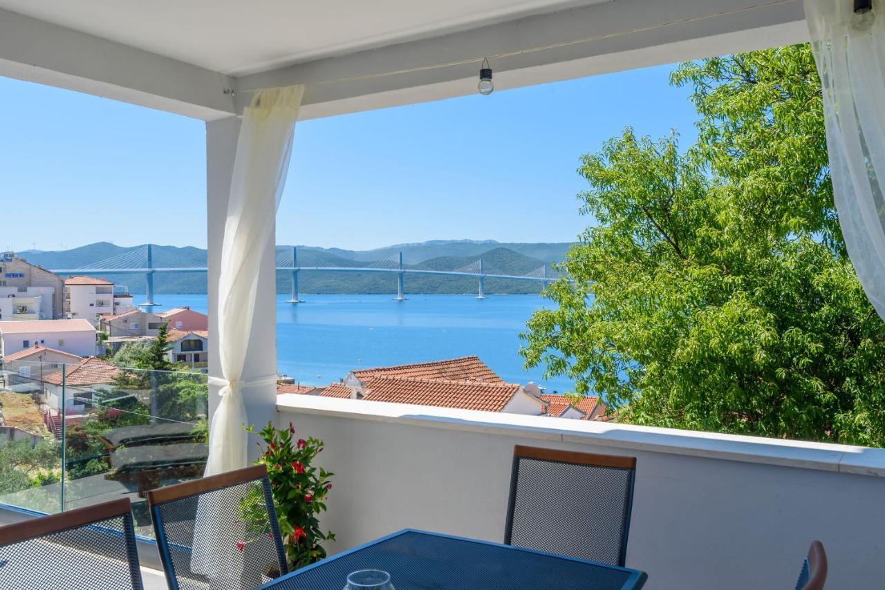 Apartments Morska Vila 3 Komarna Exterior photo